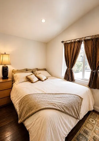 5240 Buffalo Ave — Photo 11