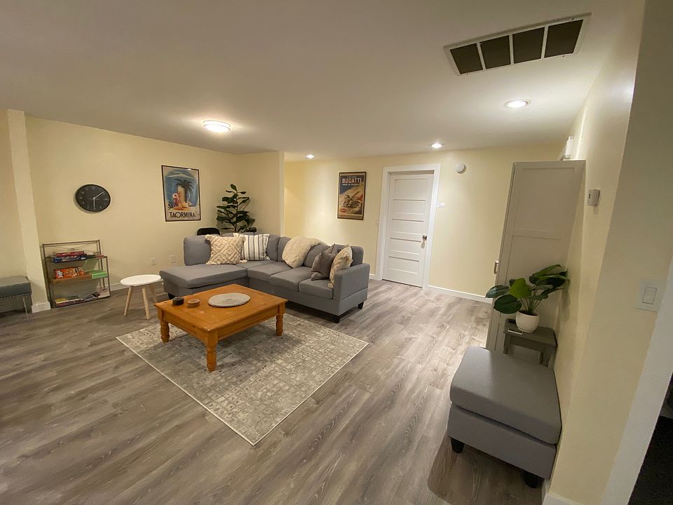 This is another unit in the complex to show when furnished.