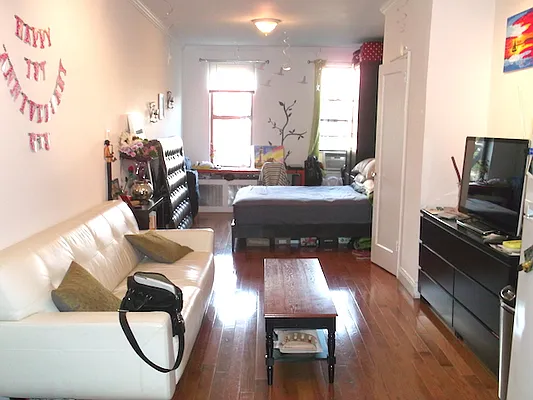 Rented by Maz Group NY | media 18