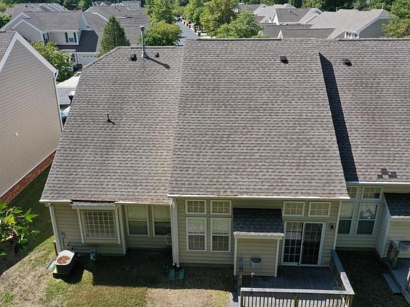 5th image of 206 Cove Ter