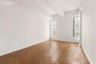 184 Kent Avenue, #D503