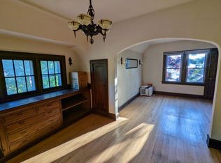 220 S 68th St, Milwaukee, WI 53214