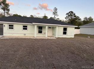 35 Sequoia Trl, Ocklawaha, FL 32179