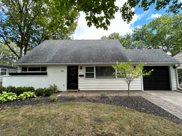 946 Caniff Rd, Columbus, OH 43221