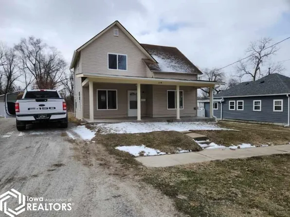 218 6th Ave E, Albia, IA 52531