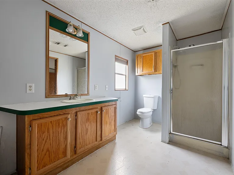 360 Shady Oaks #A — Photo 18
