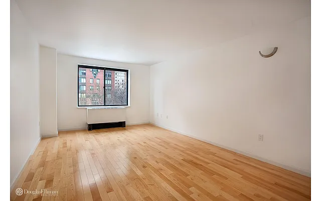 Rented by Douglas Elliman | media 7