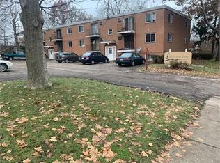 1940 W 96th St APT 9, Cleveland, OH 44102
