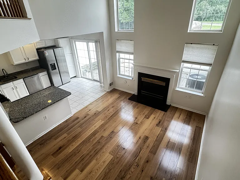 102 Wellington Park Dr — Photo 8