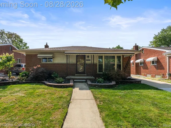 15646 Cynthia St, Southgate, MI 48195