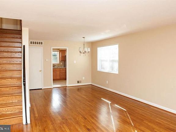 4th image of 4230 Vermont Ave