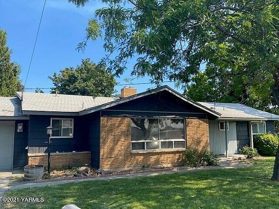 621 S 70th Ave Yakima Wa 98908 Mls 21 2189 Zillow