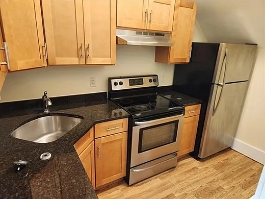 16 Centennial Pl #1 — Photo 6