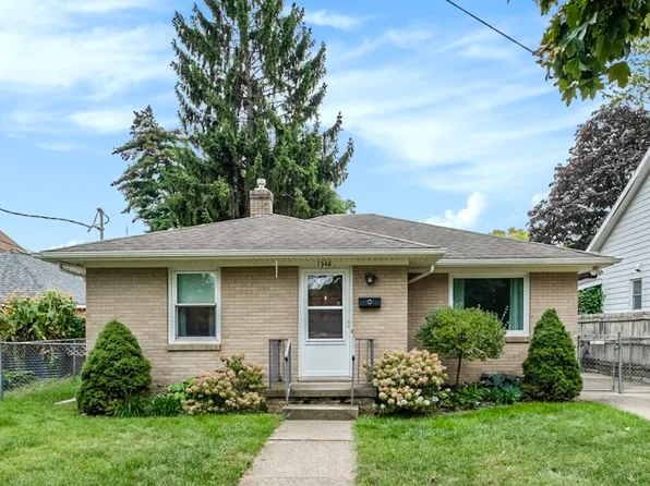 (undisclosed Address), Grand Rapids, MI 49504