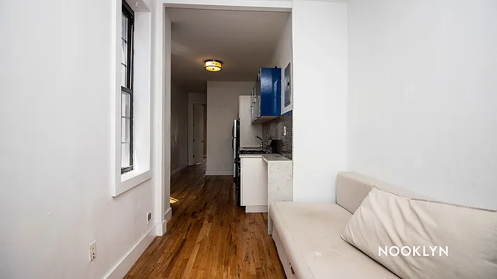 Rented by Nooklyn NYC LLC | media 27