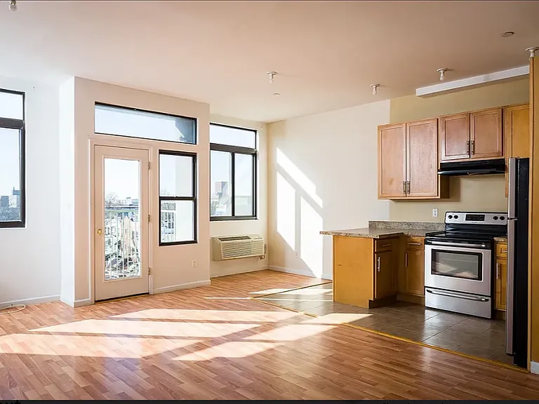 1477 Bushwick Ave #4R — Photo 1