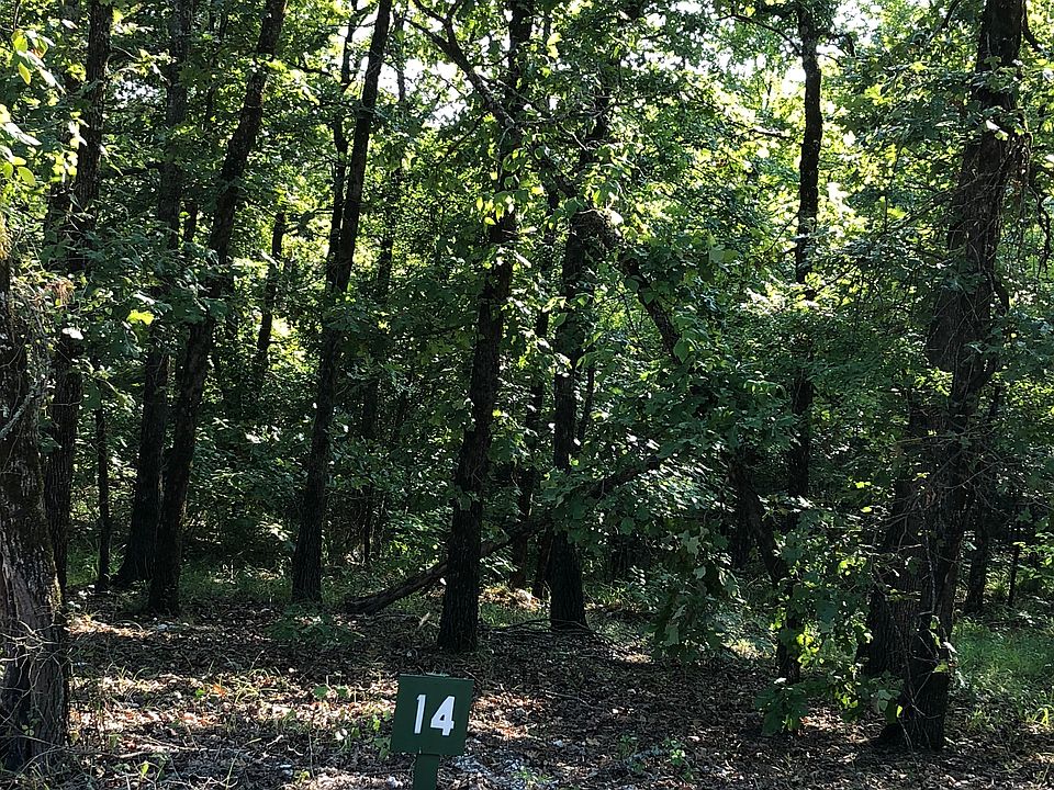 1st image of 14 Woodland Cir