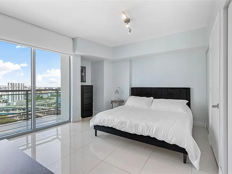 350 S Miami Ave #2815 — Photo 19