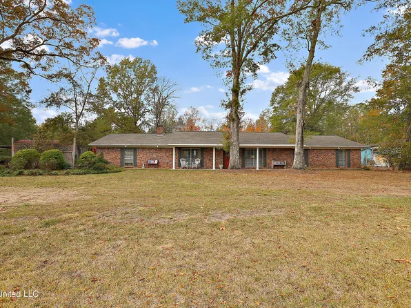 201 James St, Richland, MS 39218