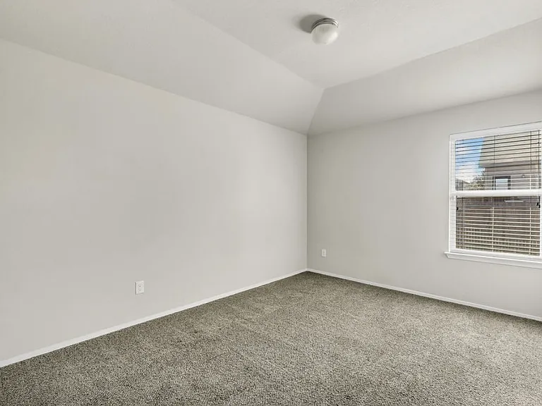 322 Franchi Way — Photo 9