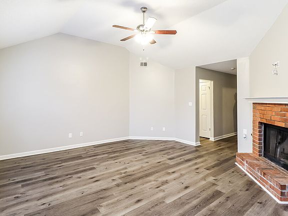 4th image of 7562 Baysweet Dr