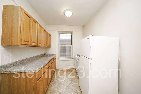 Rented by Sterling Realty Solution Inc | media 8