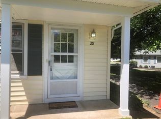 28 Heron Way S, Fairport, NY 14450