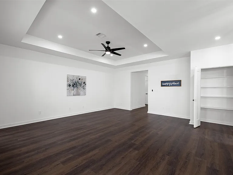 7430 Avenue E — Photo 17
