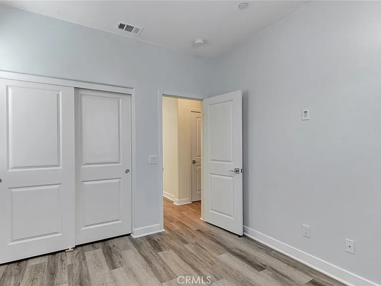 535 Embrook Way — Photo 26