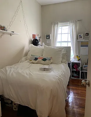 Rented by Douglas Elliman | media 29