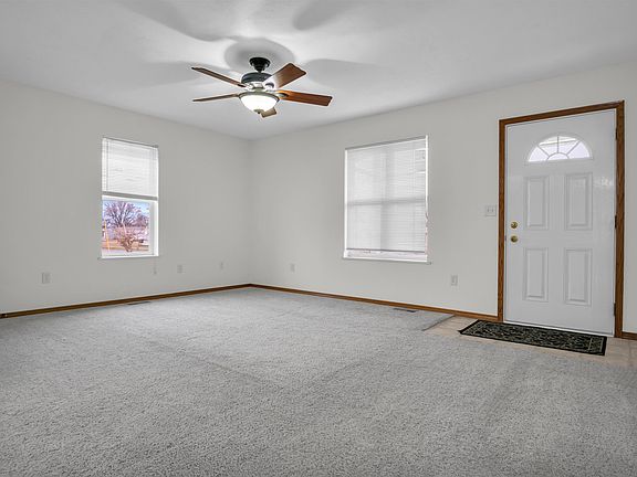 5th image of 208 E 13th St