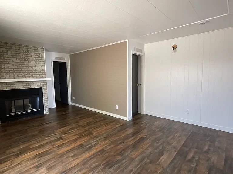 1628 Bluebonnet Blvd — Photo 29