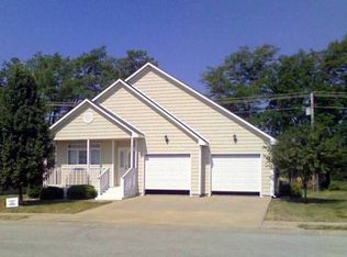 500 Hamlet Dr, Harrisonville, MO 64701