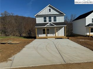 811 Hillcrest Ave, West Jefferson, NC 28694