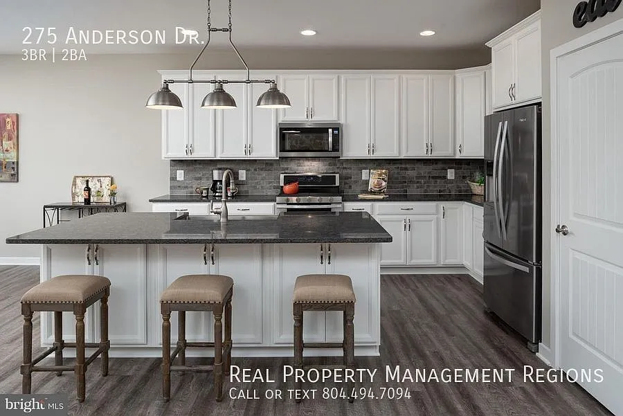 Building Photo - 275 Anderson Dr