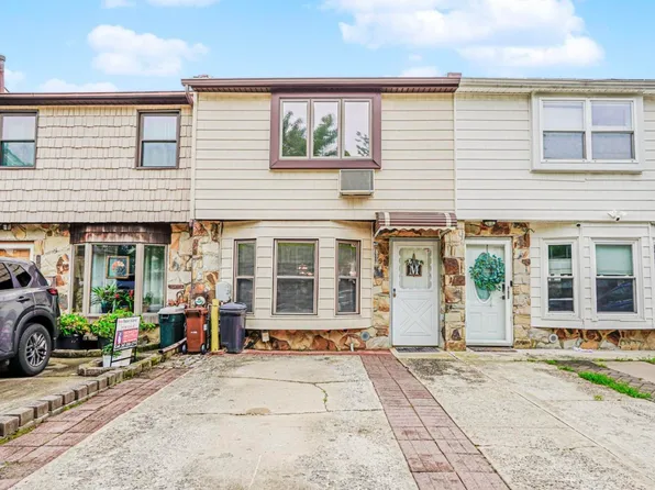 298 Tanglewood Dr, Staten Island, NY 10308