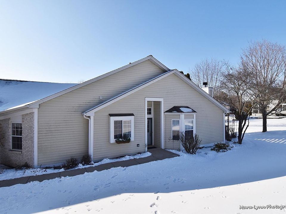 1st image of 355 Normandie Dr