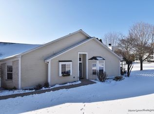 355 Normandie Dr, Sugar Grove, IL