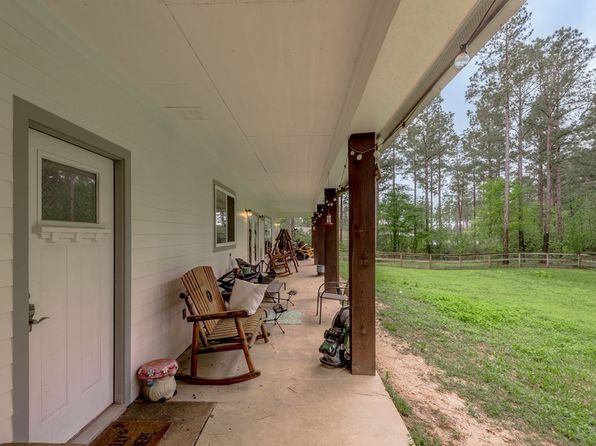 1000 County Road 779, Douglass, TX 75943