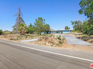 13983 Apple Valley Rd, Apple Valley, CA 92307