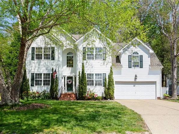 106 Elm Tree Ct, Suffolk, VA 23435