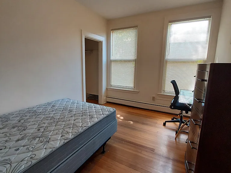 307 Stewart Ave #4 — Photo 6
