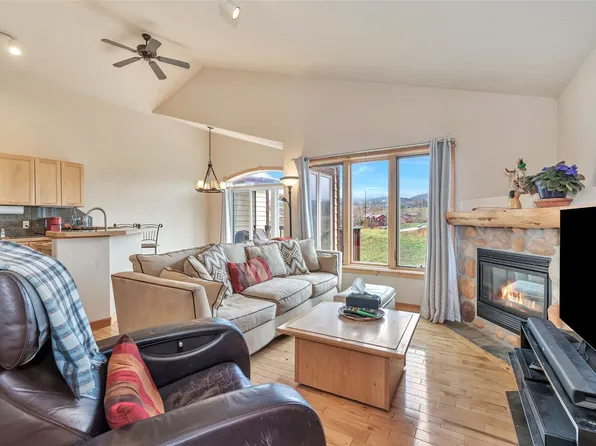 594 Parkview Dr #3, Steamboat Springs, CO 80487