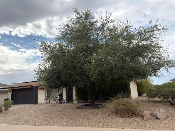 9614 W Wrangler Dr, Sun City, AZ 85373