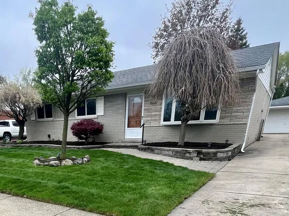 1668 Castleton Dr, Troy, MI 48083