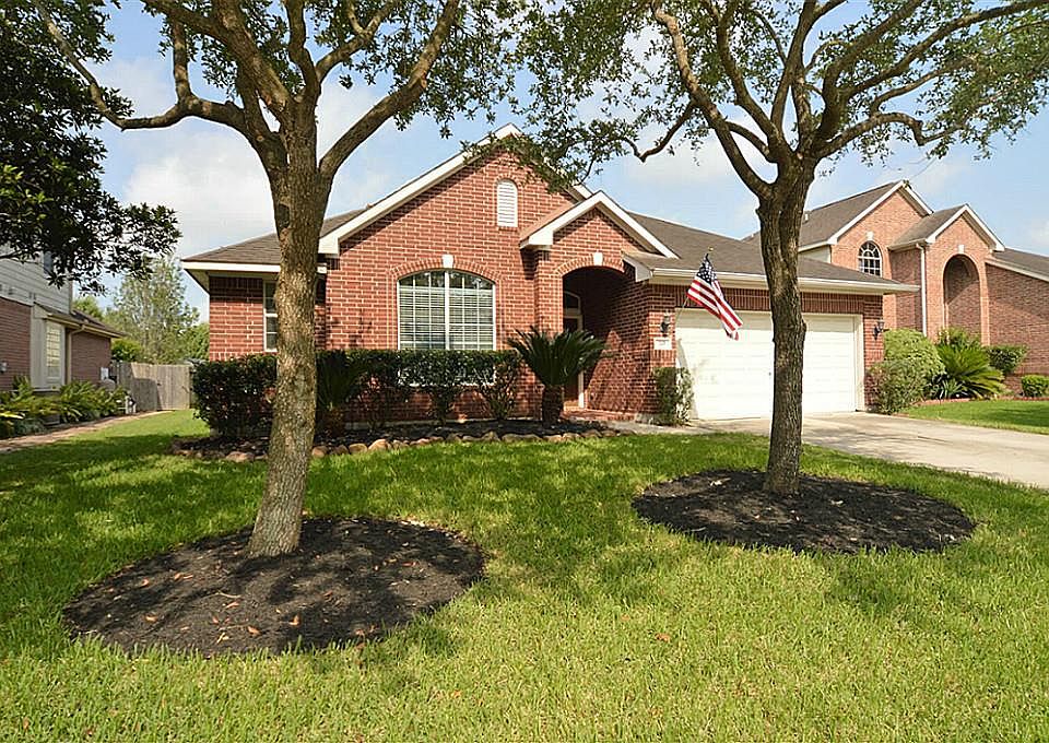 1st image of 310 Blossomwood Dr