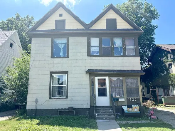 226 N 13th St, Fort Dodge, IA 50501