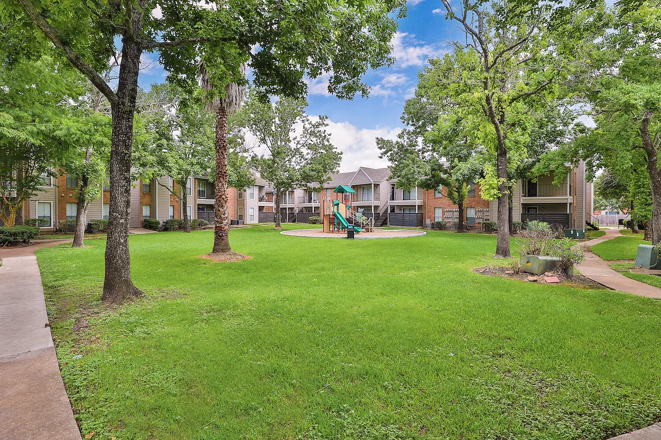 Westlake at Summer Cove — Photo 1
