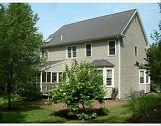 4th image of 15 Berkshire St