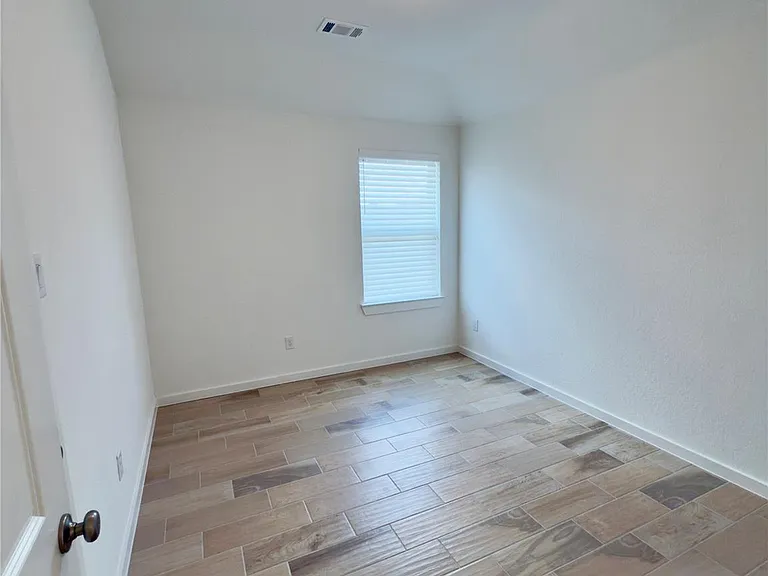 15206 Cortines Ct — Photo 23